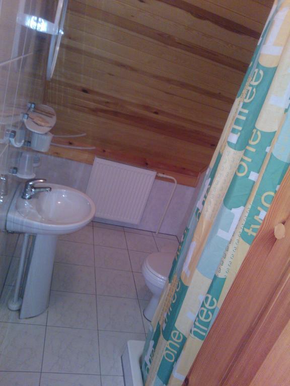 Zirini Hotel Kolka Cameră foto